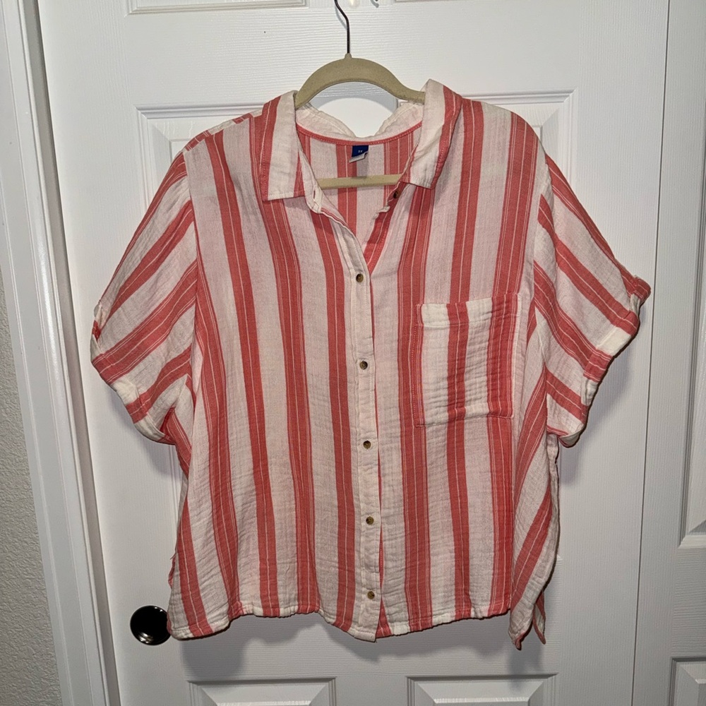 📍SOLD Crinkle Gauze Button-Down Striped Shirt - Size 3X